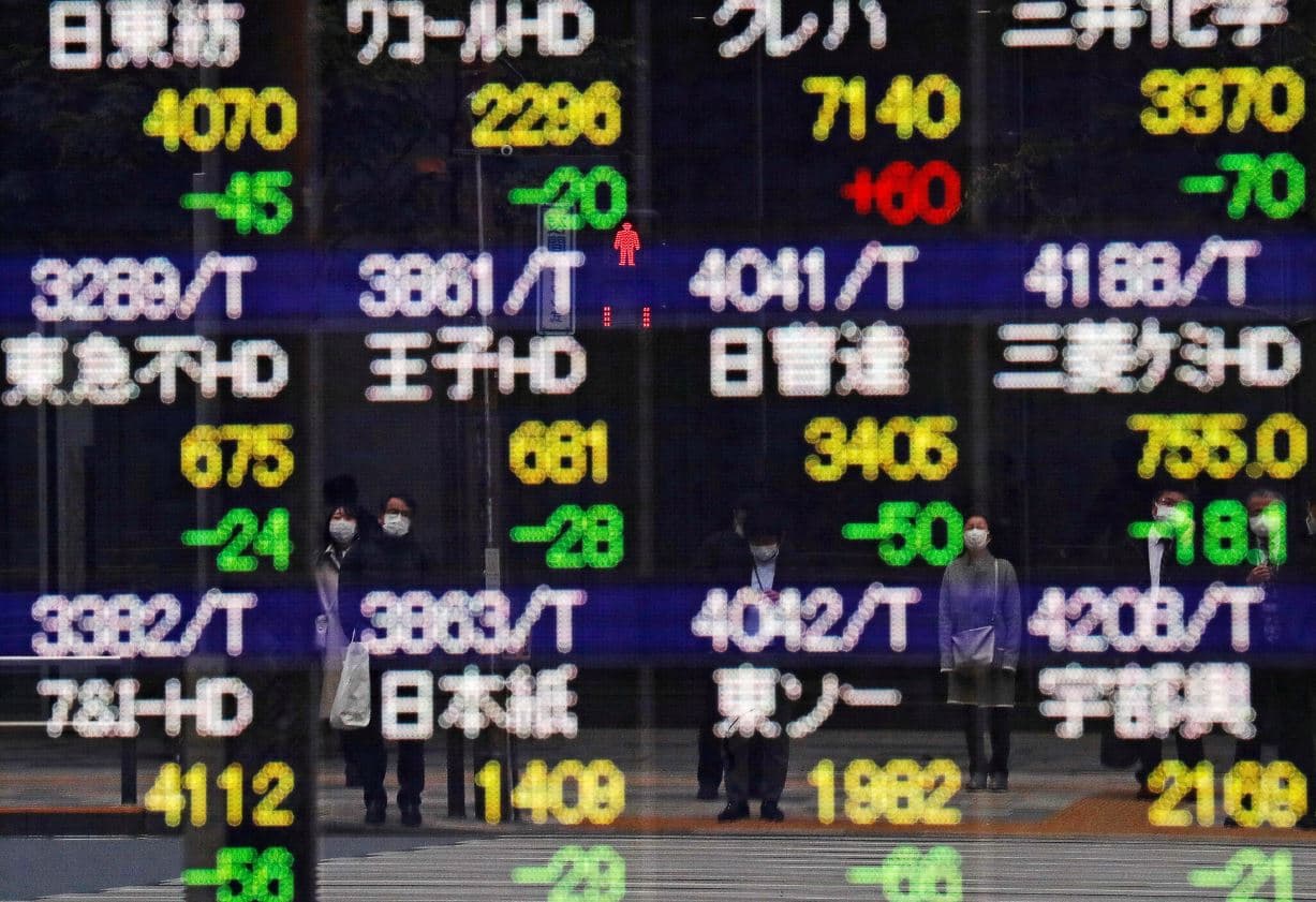 الأسهم اليابانية تهبط مع تراجع قطاع التكنولوجيا