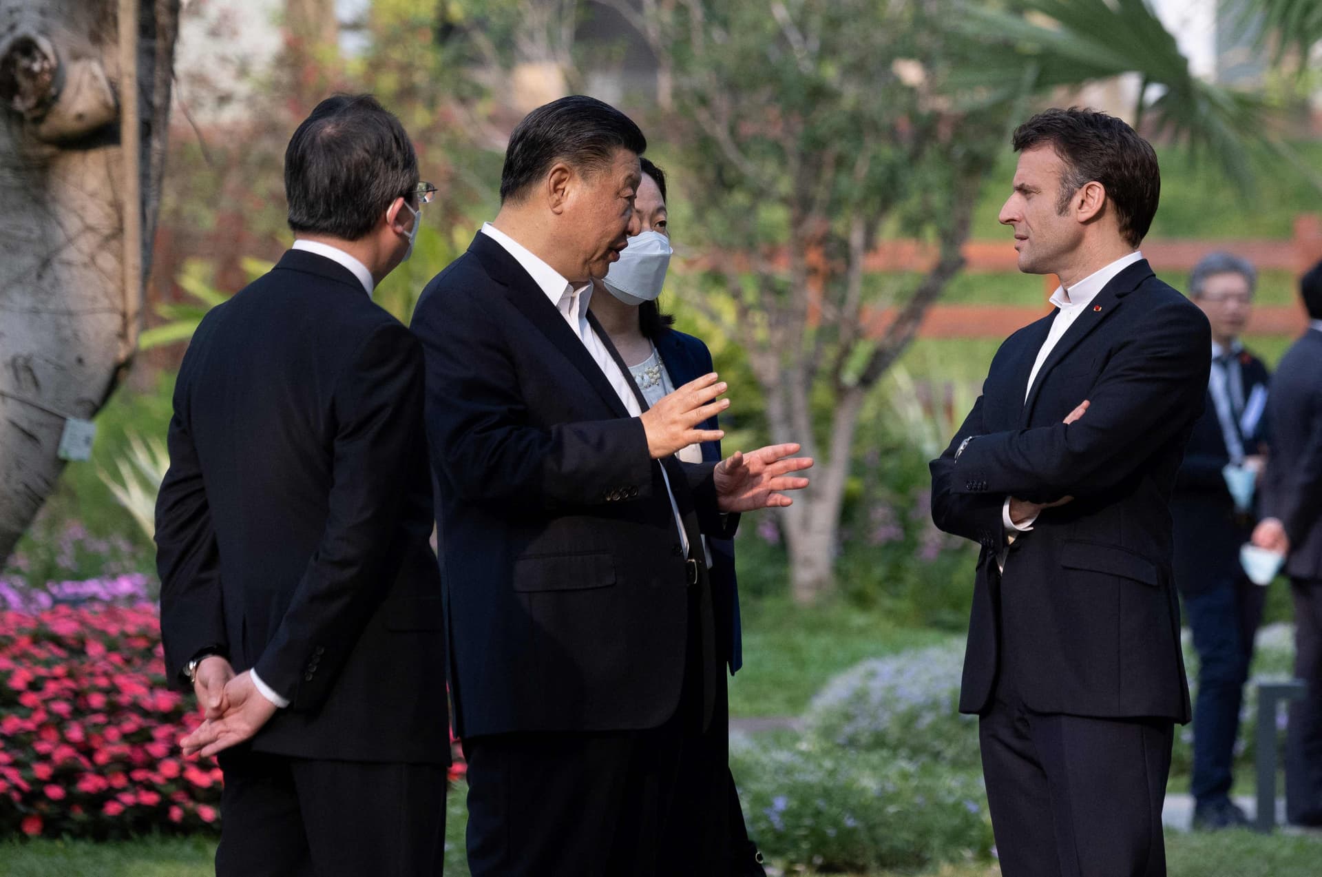 الصين وفرنسا تعتزمان على التعاون لحل أزمات الاقتصادات النامية