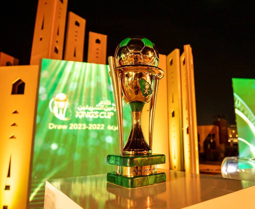 تحقيق الهلال للقب يغير نموذج الكأس