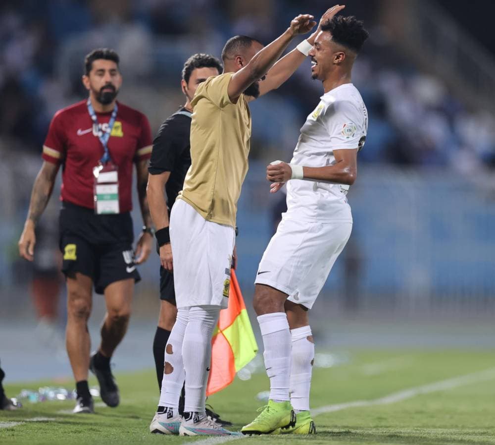 فرحة اتحادية بهدف بامسعود. تصوير: سعد العنزي ـ "الاقتصادية"