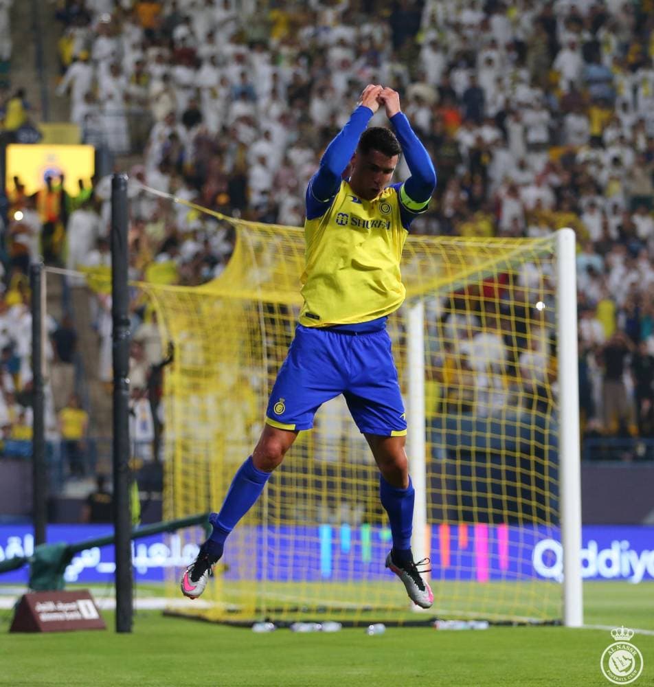 رونالدو محتفلا بهدف النصر الثالث. مركز النصر الإعلامي