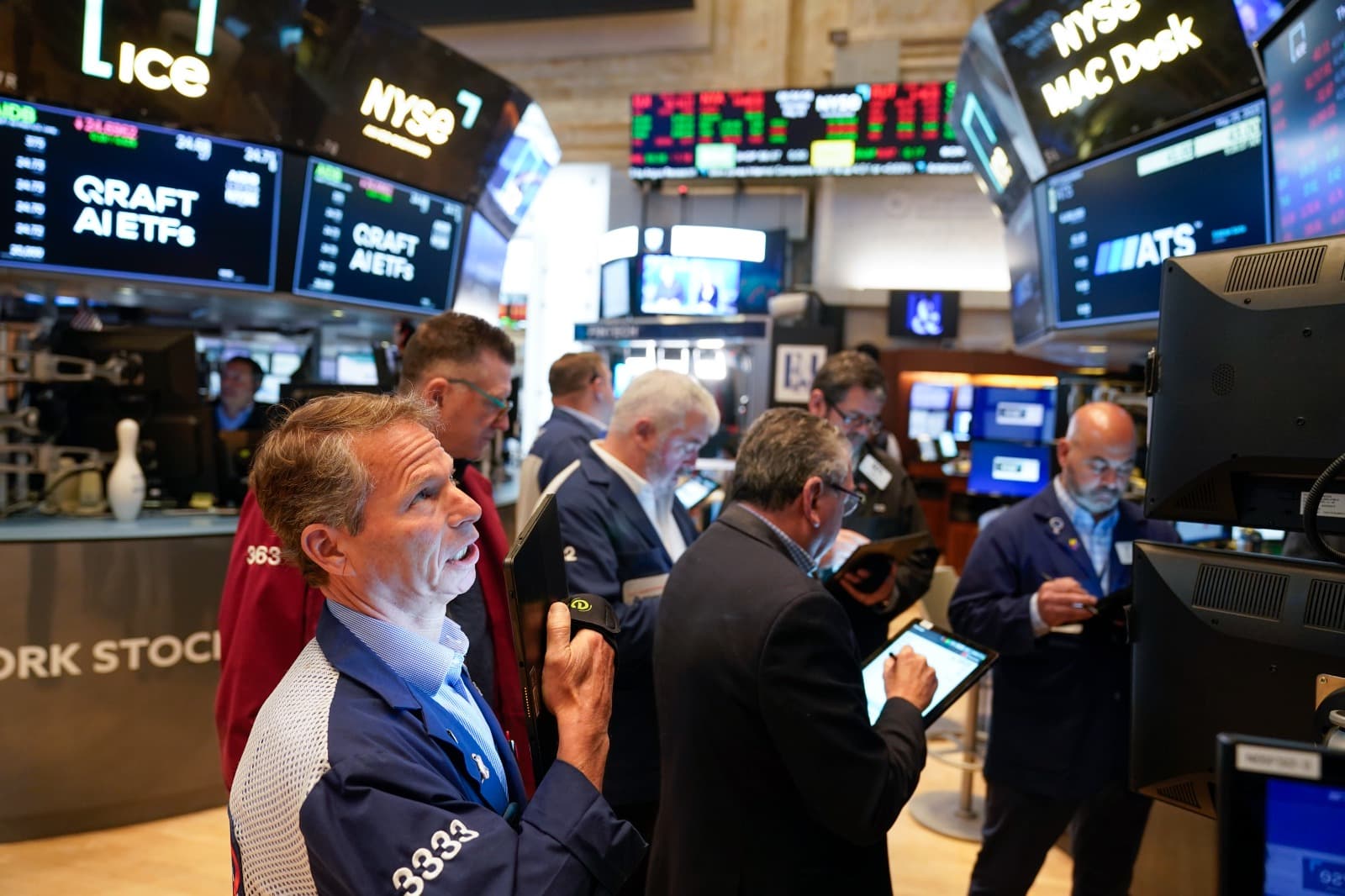 ارتفاع حاد لـ"وول ستريت" عند الإغلاق و"ناسداك" يقفز 1.7%