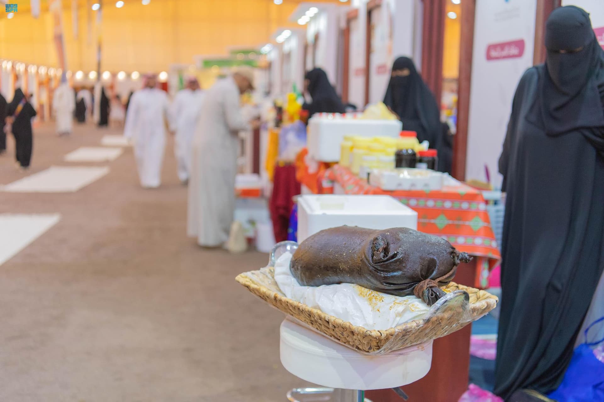 "العكة" في مهرجان السمن الدولي "النسخة التجريبية" تجذب الزوار