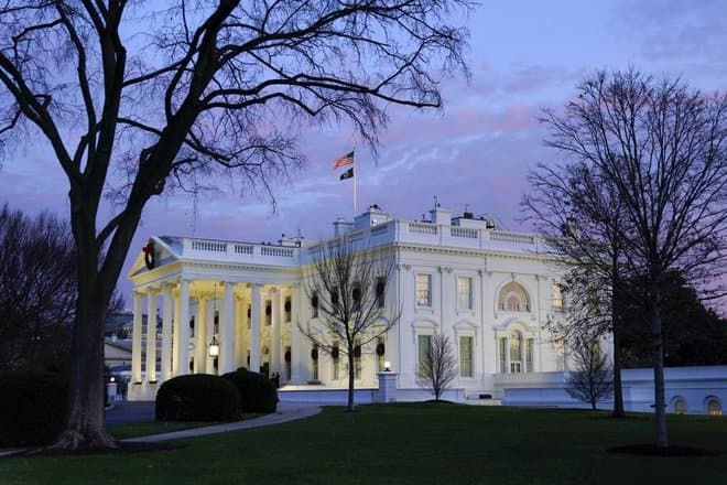 يثير الذكاء الاصطناعي مخاوف كبيرة في شأن استخدام البيانات الشخصية واستغلالها