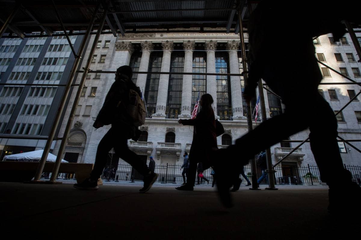 طبيعة اقتصاد الظل والسرية المحيطة به تجعل من الصعب إيجاد تقديرات بشأن نسبته من الناتج.