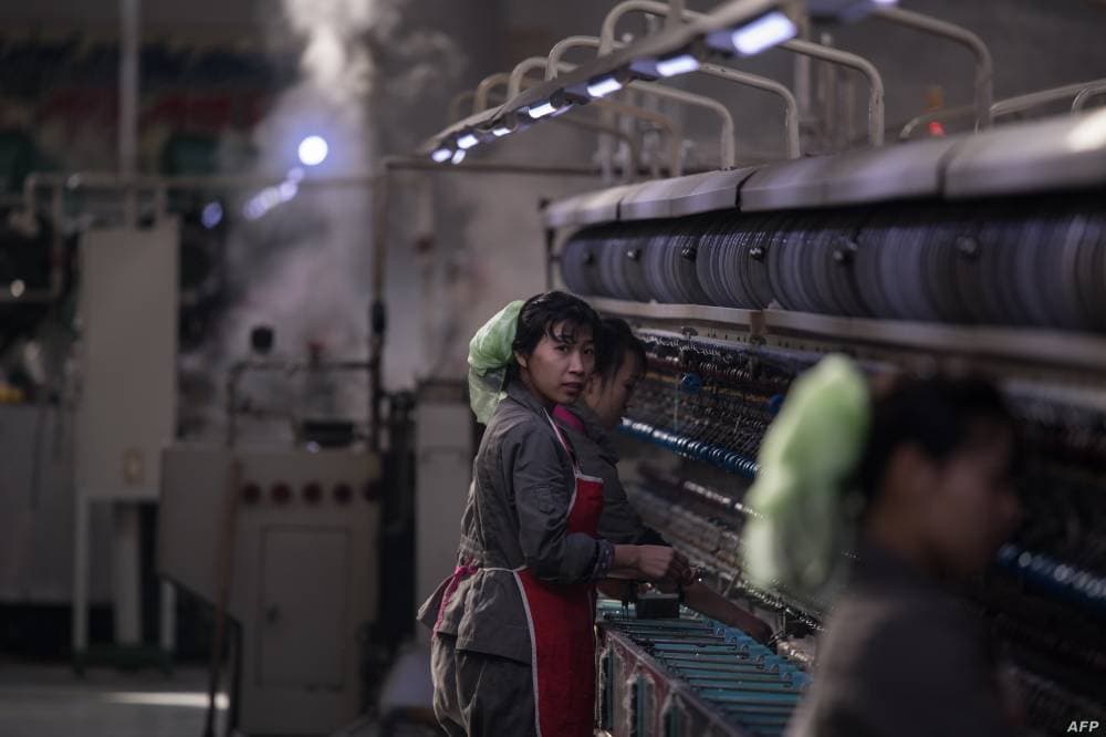 التوظيف في قطاع التصنيع انخفض على أساس سنوي للشهر الخامس على التوالي."الفرنسية"