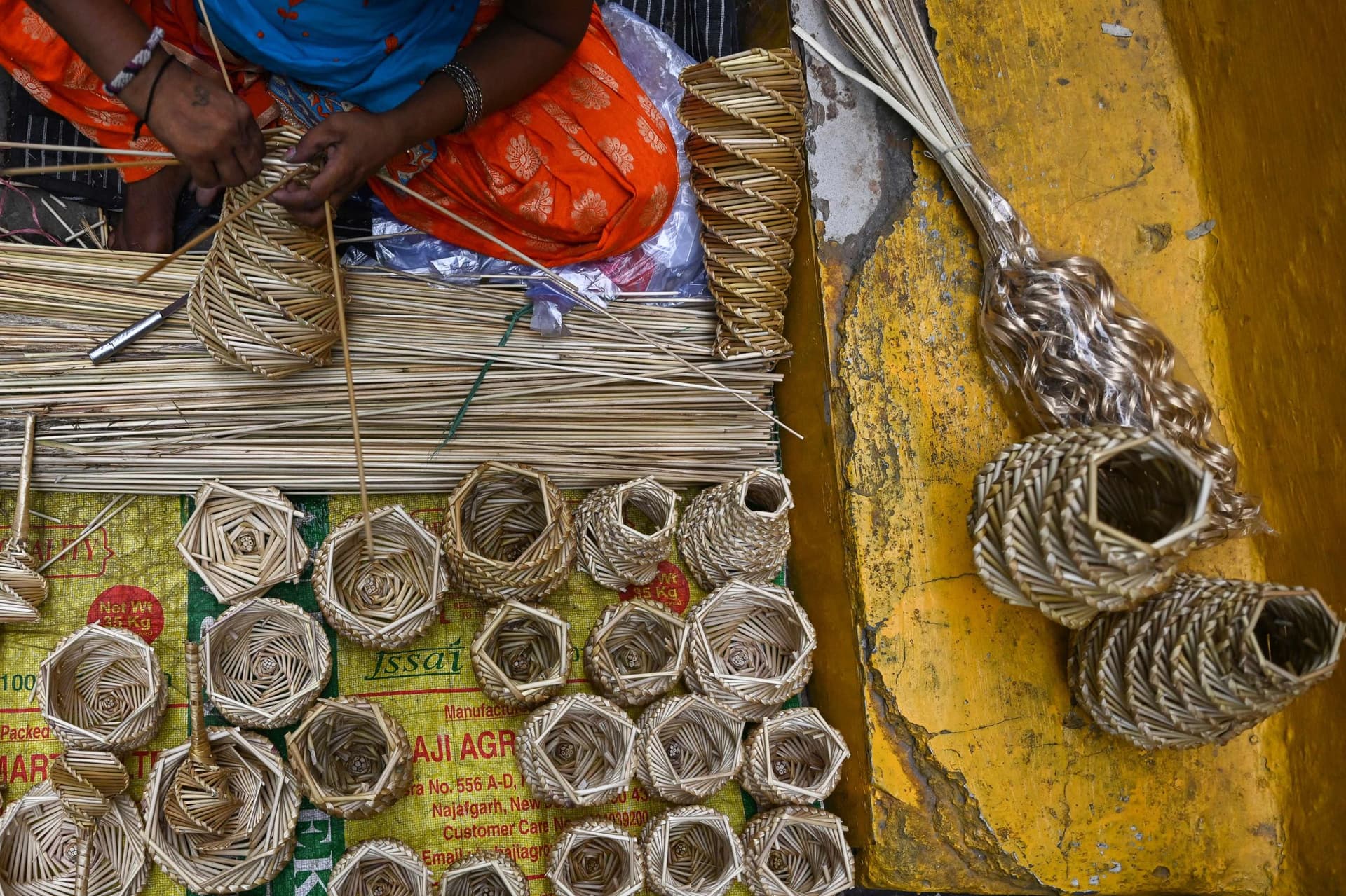 الهند .. صناعة الزخارف على الطريق