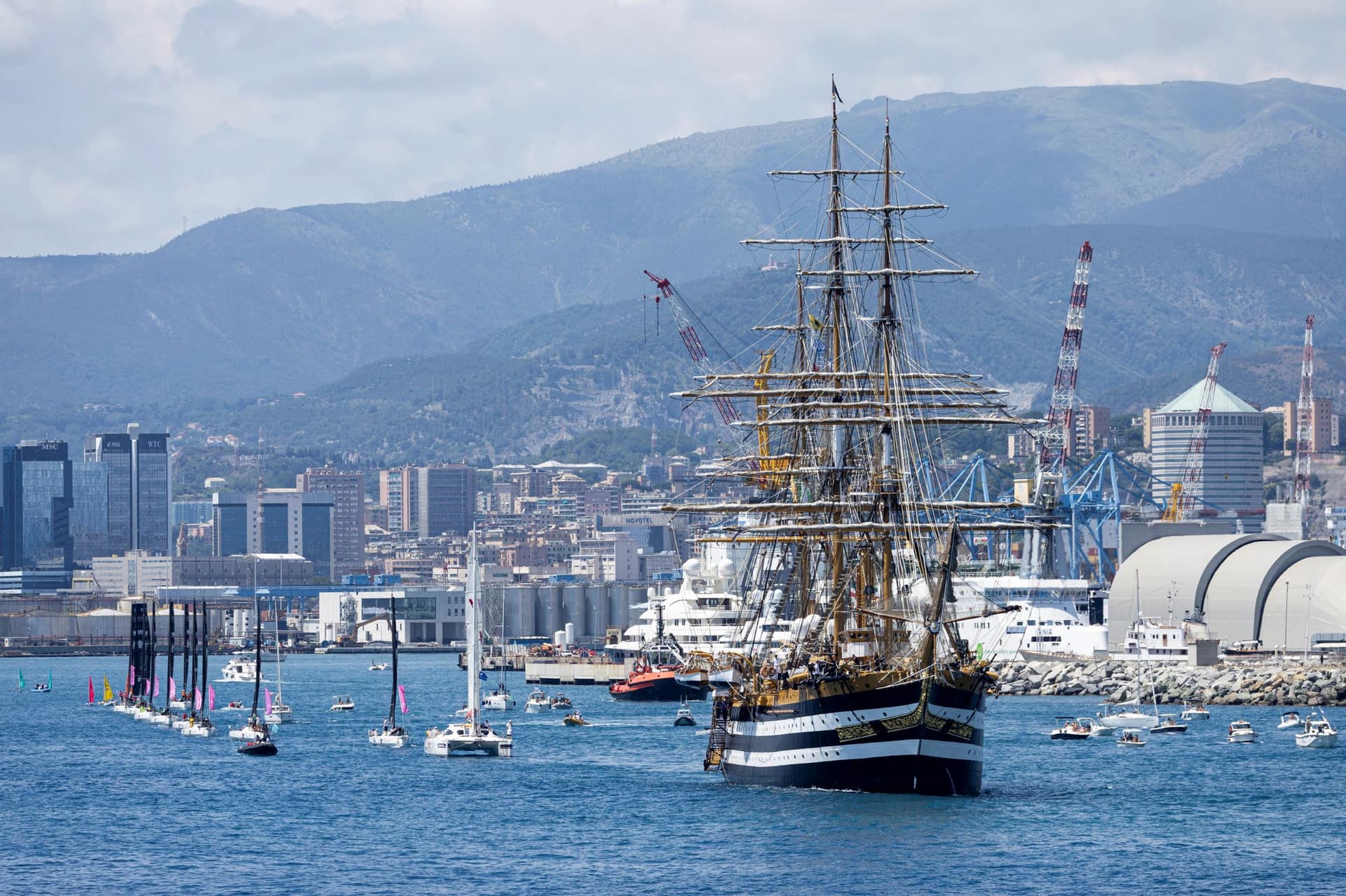 سفينة فسبوتشي تجوب 28 دولة لعرض المنتجات الإيطالية