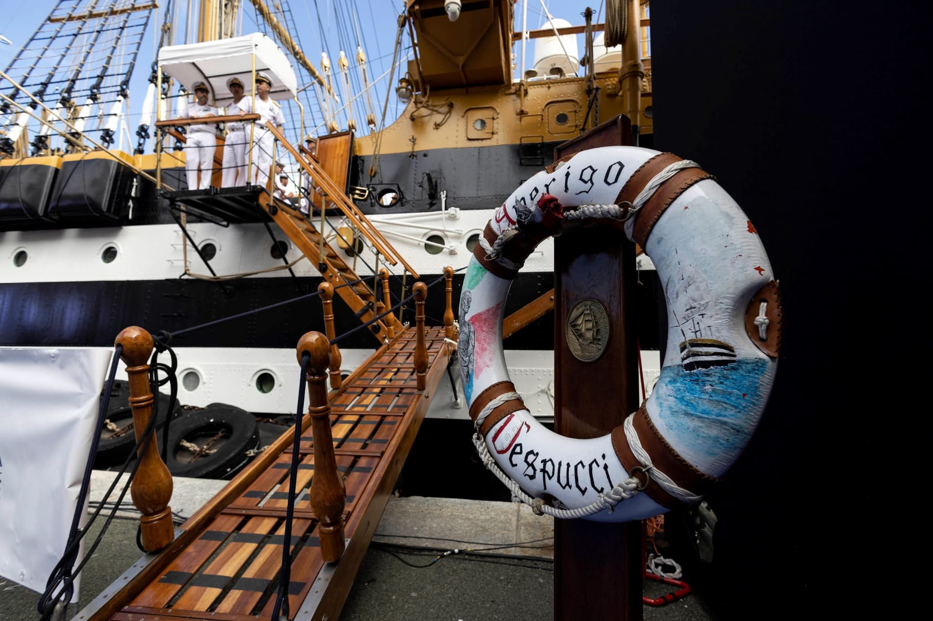 سفينة فسبوتشي تجوب 28 دولة لعرض المنتجات الإيطالية