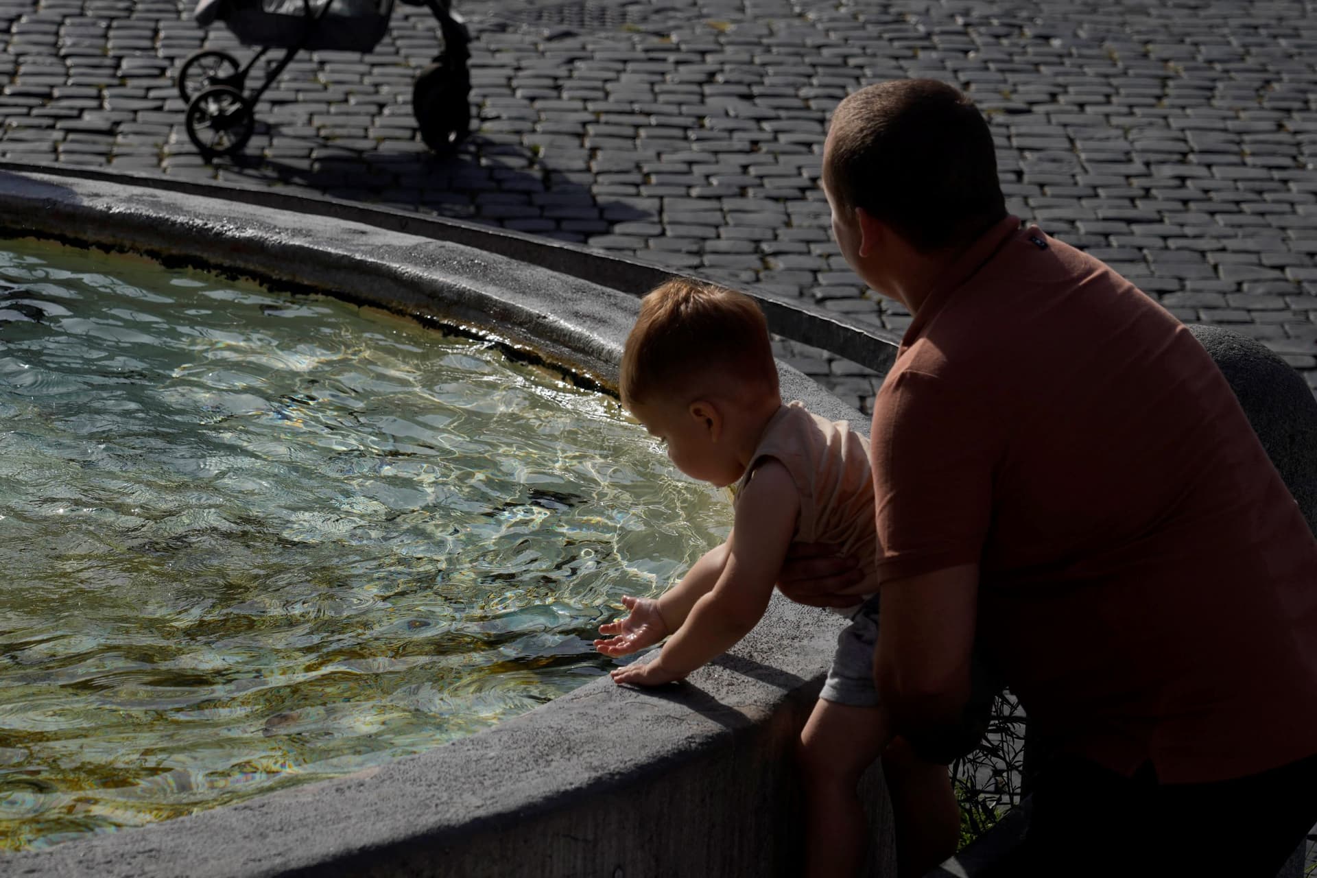 موجة حر شديد وأحوال جوية سيئة في نصف الكرة الشمالي 