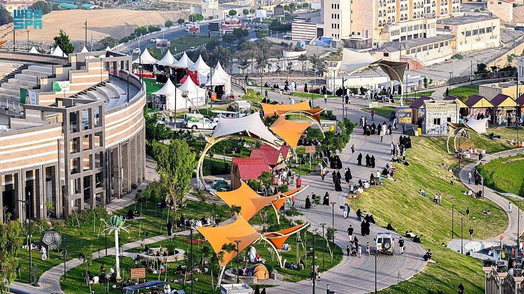 إيرادات الصادرات النفطية السعودية تقفز 99 % في سبتمبر