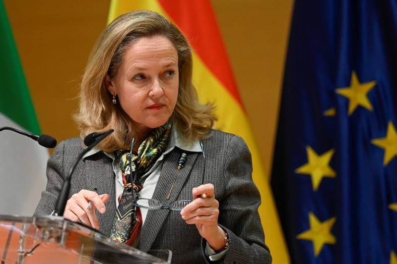 وزيرة الاقتصاد الإسبانية مرشحة لرئاسة بنك الاستثمار الأوروبي