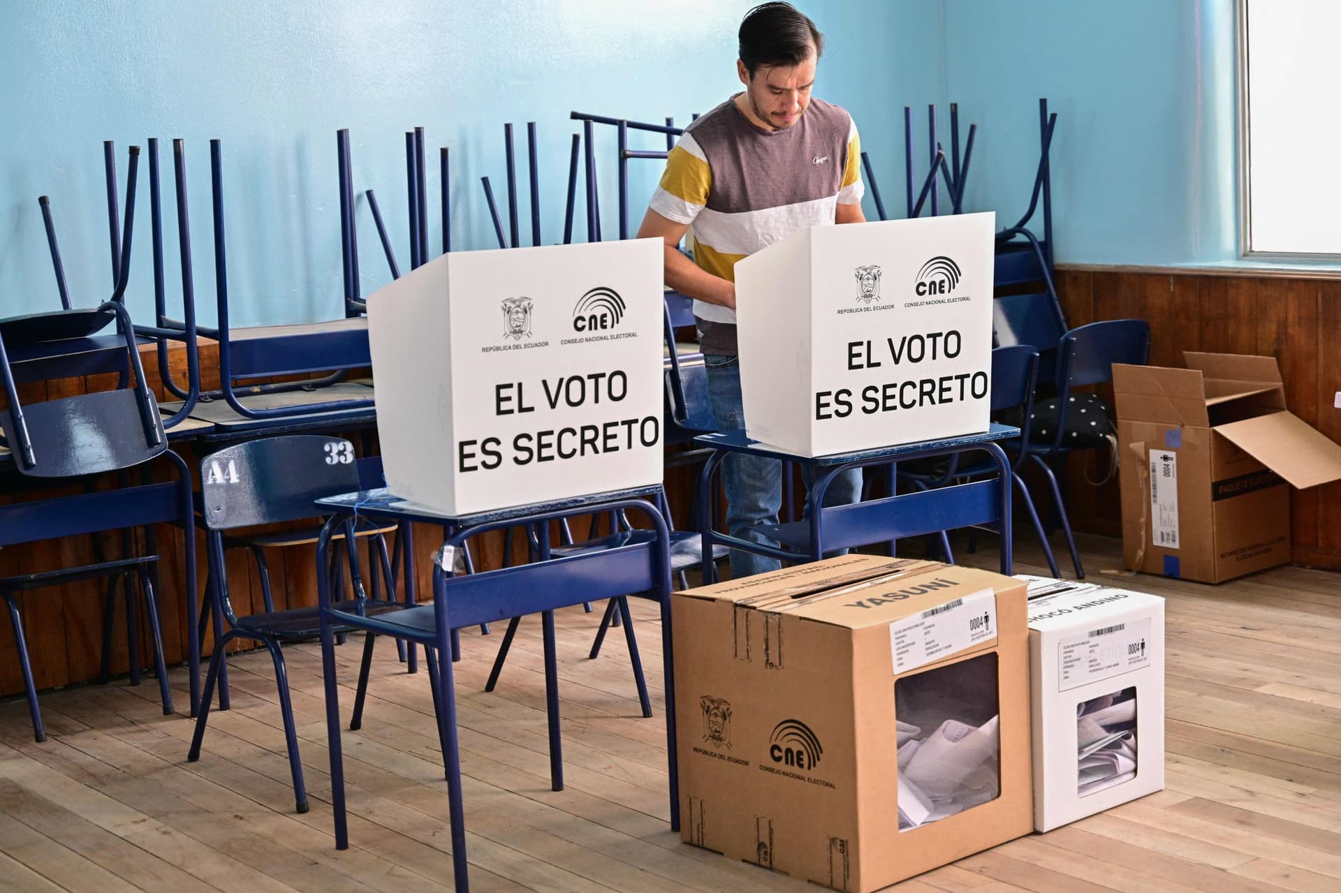 الإكوادور تختار رئيسا جديدا وسط موجة عنف غير مسبوقة