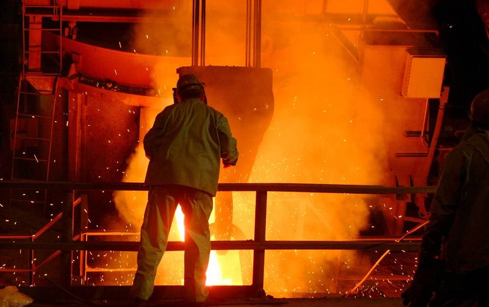 صناعة الصلب الأوروبية .. تراجع يقلق صانعي القرار الاقتصادي والاندماجات طوق النجاة