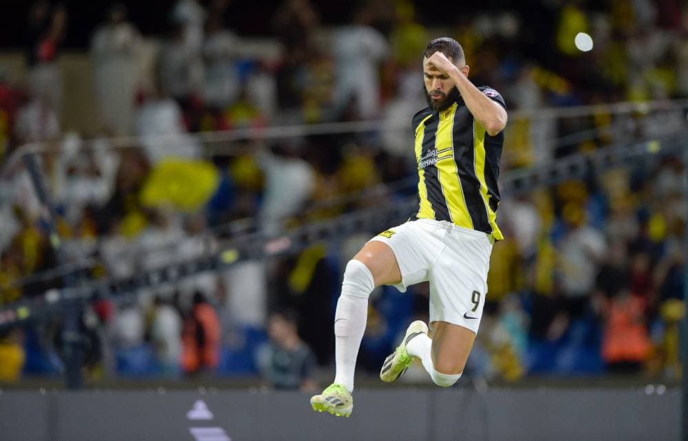 بنزيمة قاد الاتحاد للفوز على الشرطة.