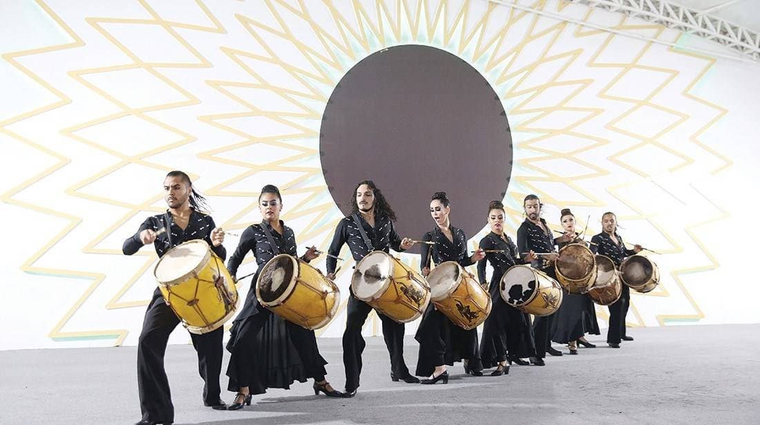 يعتبر فن التانقو من أشهر الفنون شعبية في الأرجنتين.