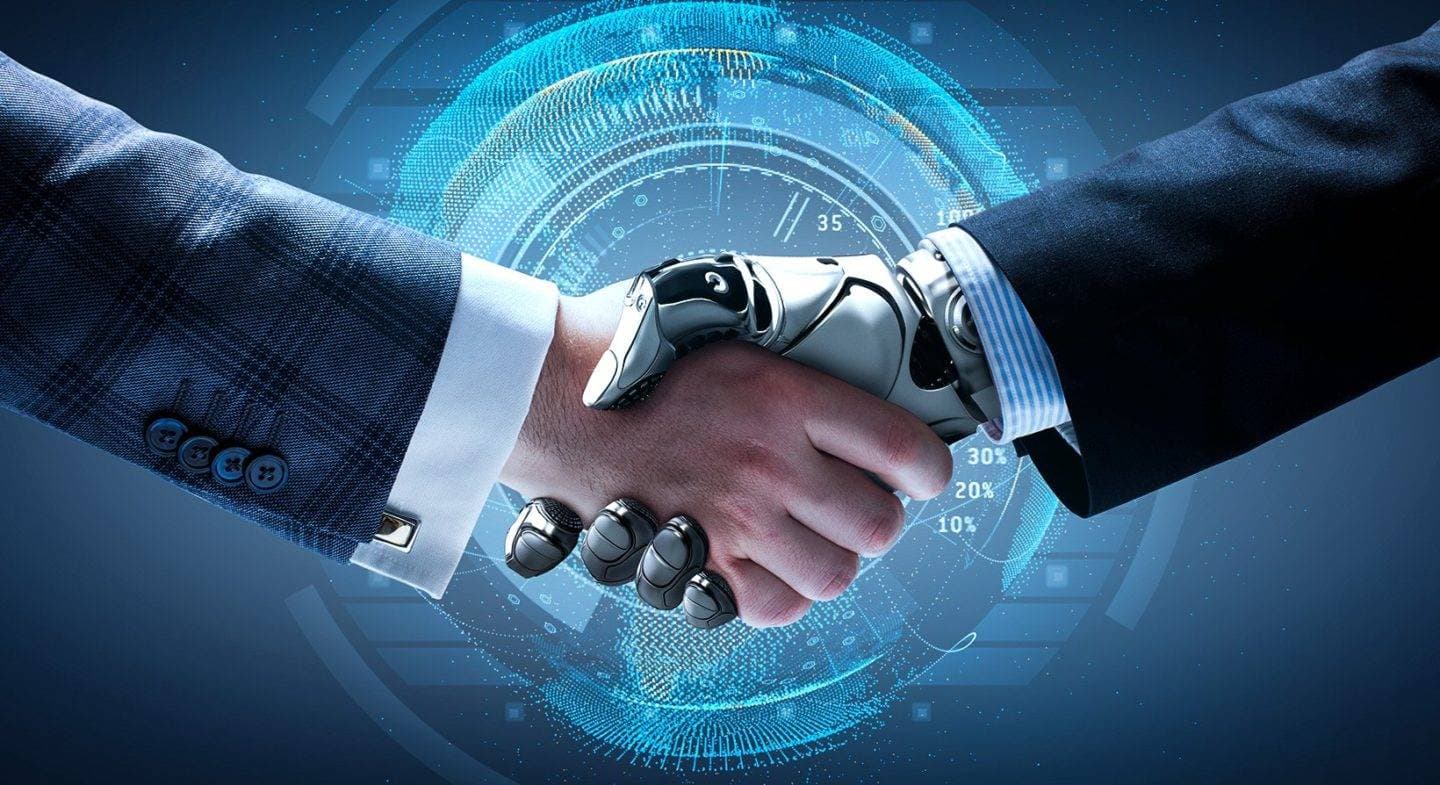 العقوبات تهوي بالعملة الروسية 41.5 % .. 119 روبل لكل دولار