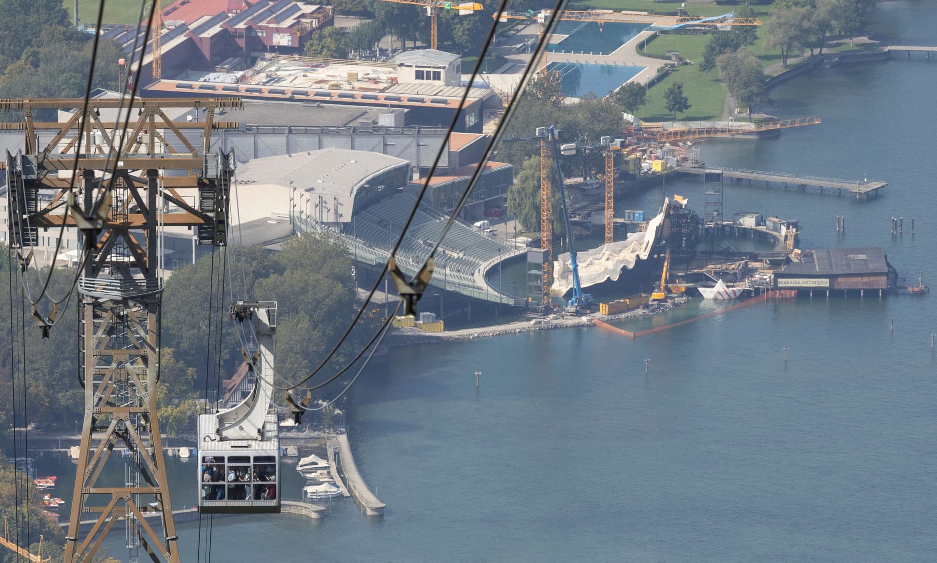 سياحة التلفريك الفرنسية صناعة نمساوية