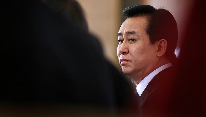 إقامة جبرية لرئيس «إيفرجراند» الصينية .. الديون بلغت 328 مليار دولار