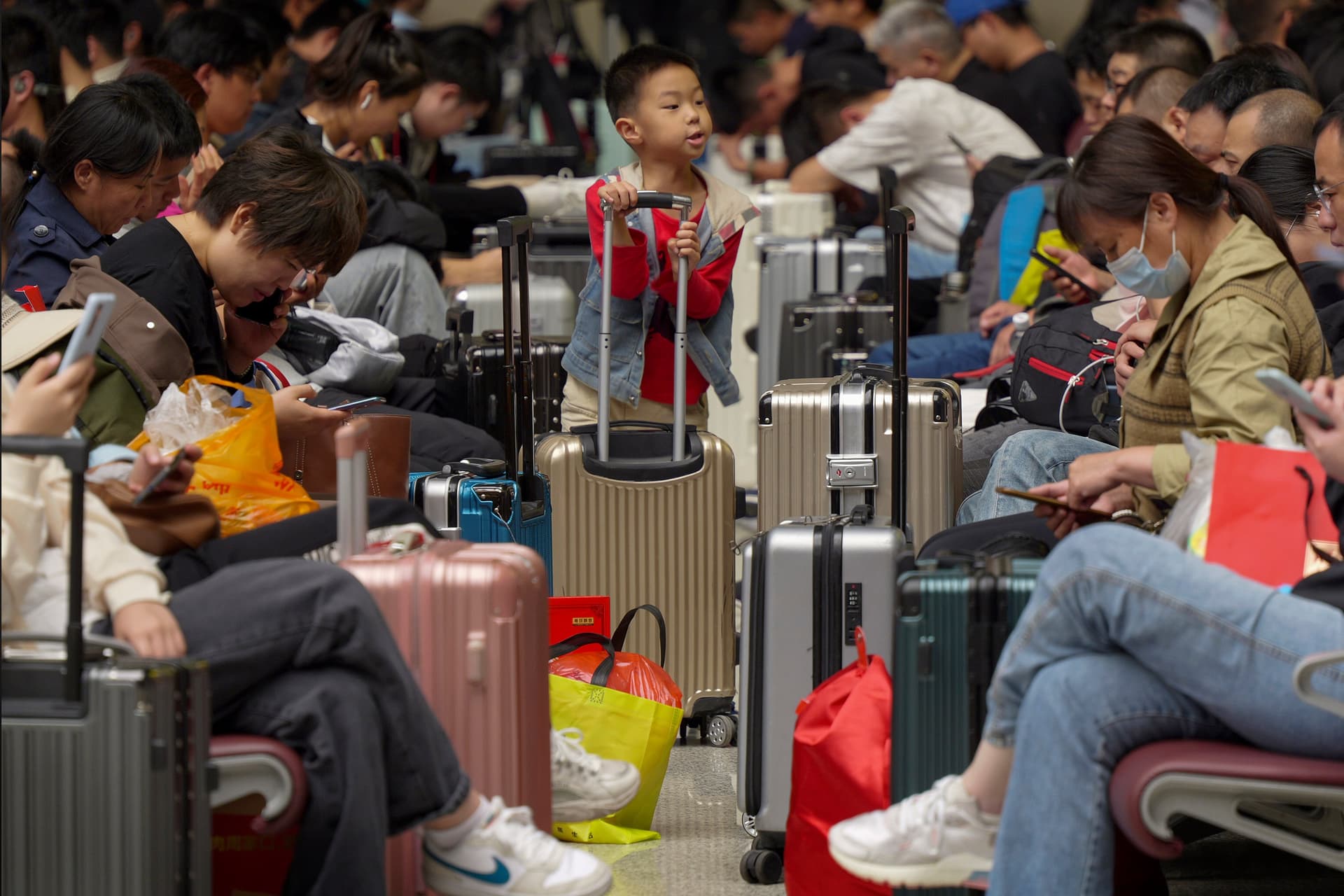 إجازة الخريف تنعش السياحة الداخلية في الصين