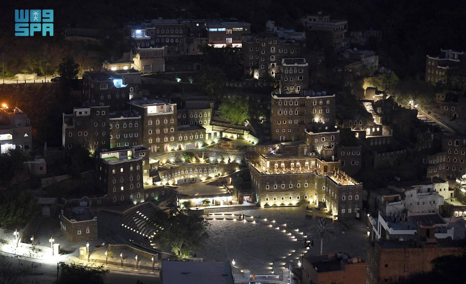 قمم السودة .. المنعطف الأهم لانطلاق سياحة عسير للعالمية