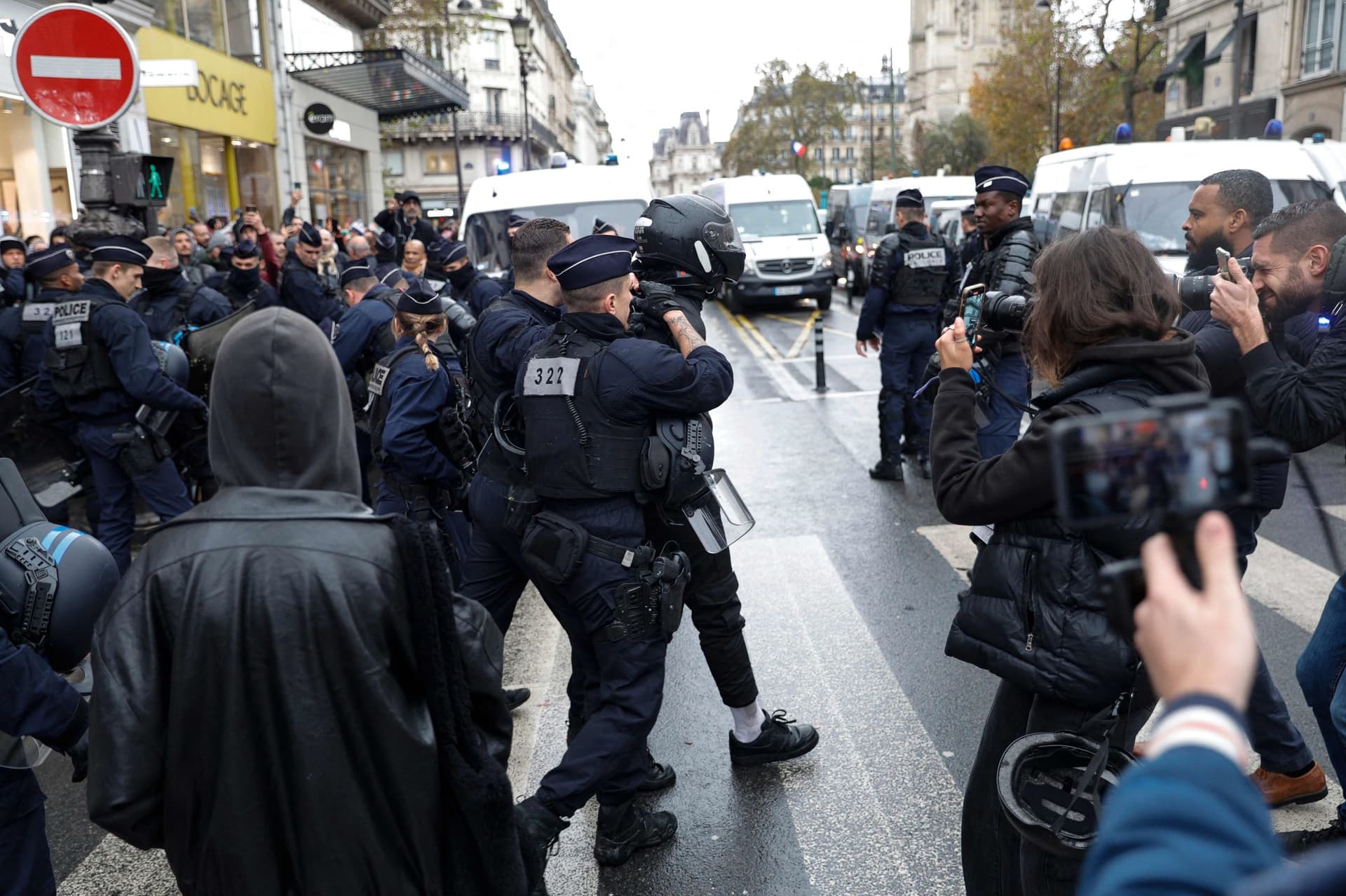 لندن وباريس وبرلين.. آلاف المتظاهرين للمطالبة بوقف الحرب في غزة