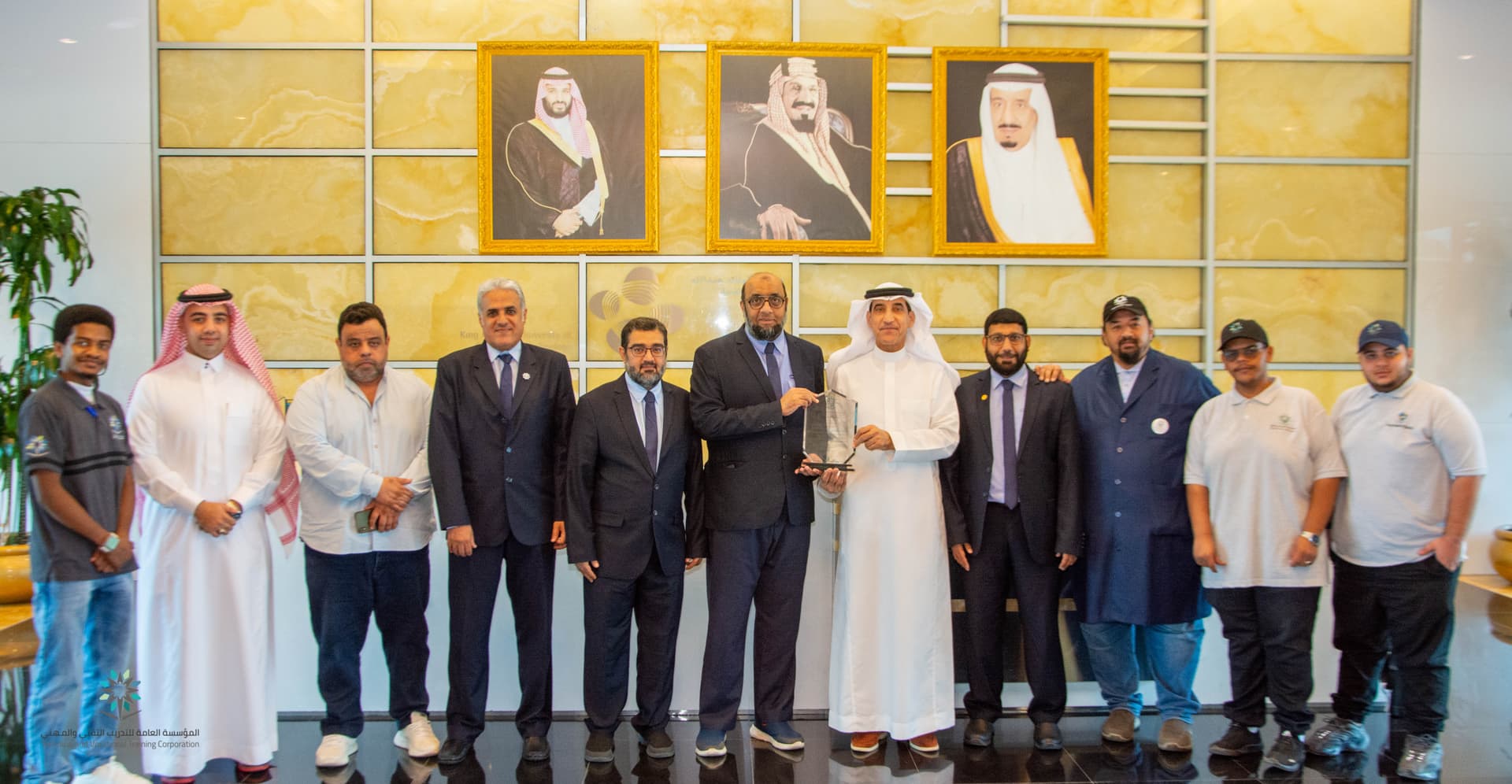 وفد من "تقنية جدة" يزور جامعة الملك عبدالله للعلوم والتقنية "كاوست"