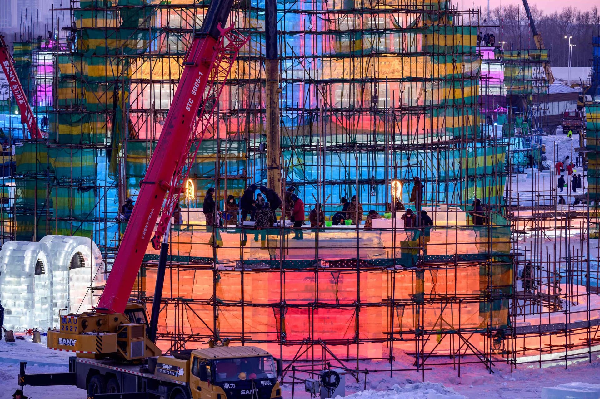  متعة للنظر .. مباني من الجليد