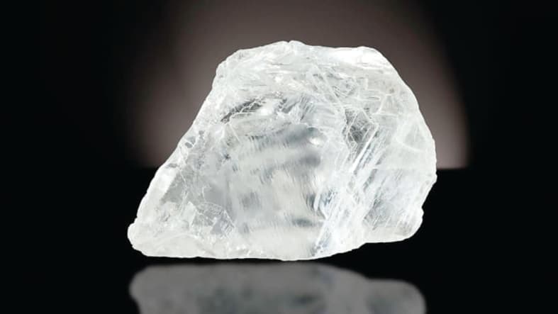 مادة جديدة تنافس الألماس .. صلبة غير قابلة للكسر