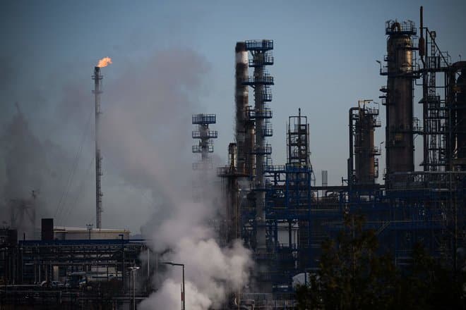 أسعار النفط ترتفع وسط مخاوف من تصاعد التوترات في الشرق الأوسط 