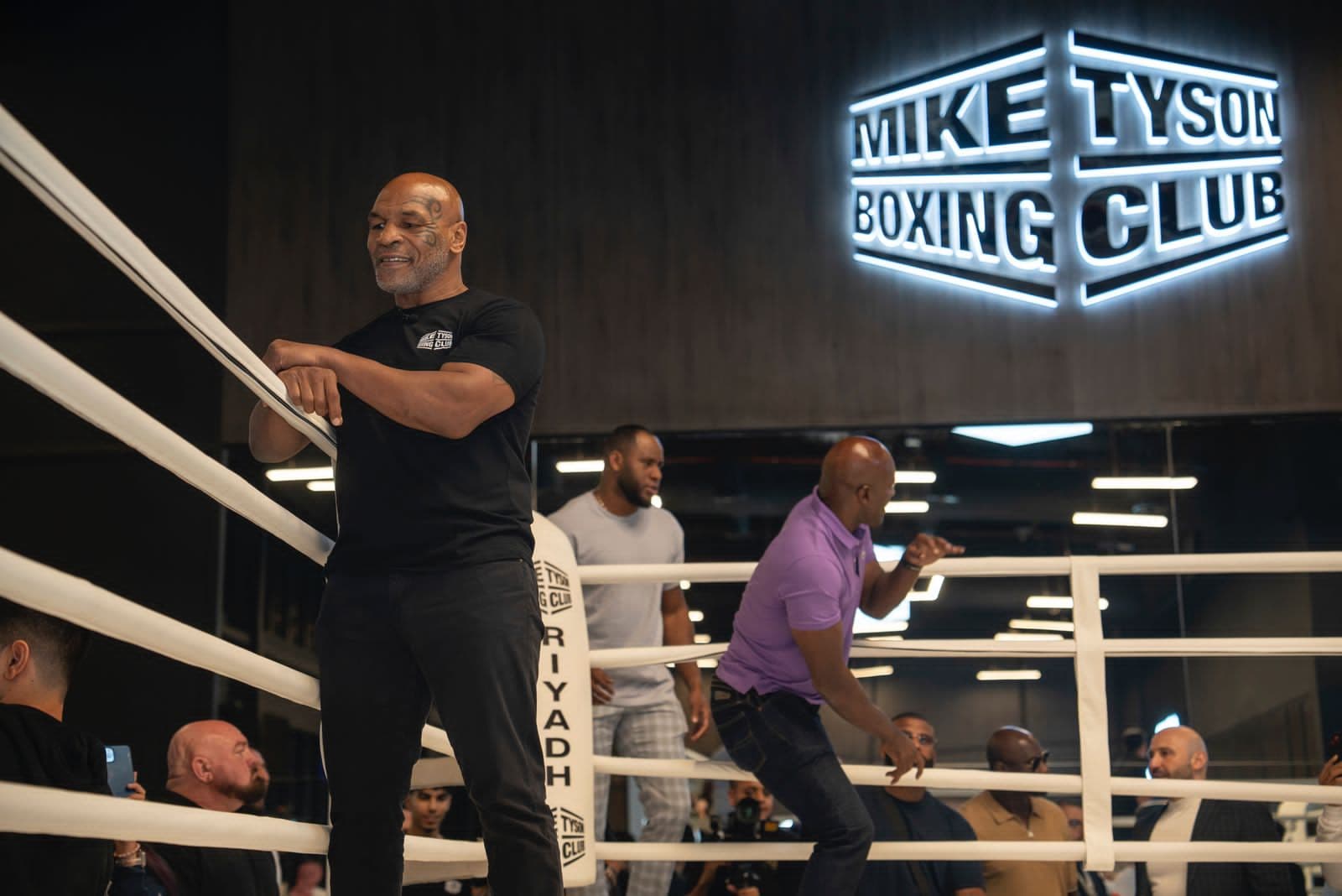 نادي مايك تايسون يفتح باب التسجيل لموهوبي الملاكمة في السعودية