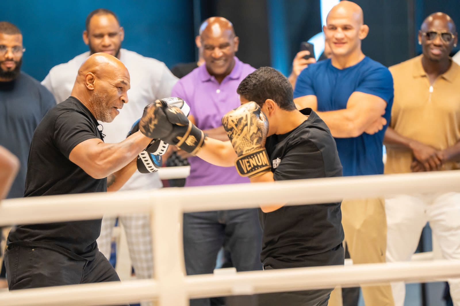 نادي مايك تايسون يفتح باب التسجيل لموهوبي الملاكمة في السعودية