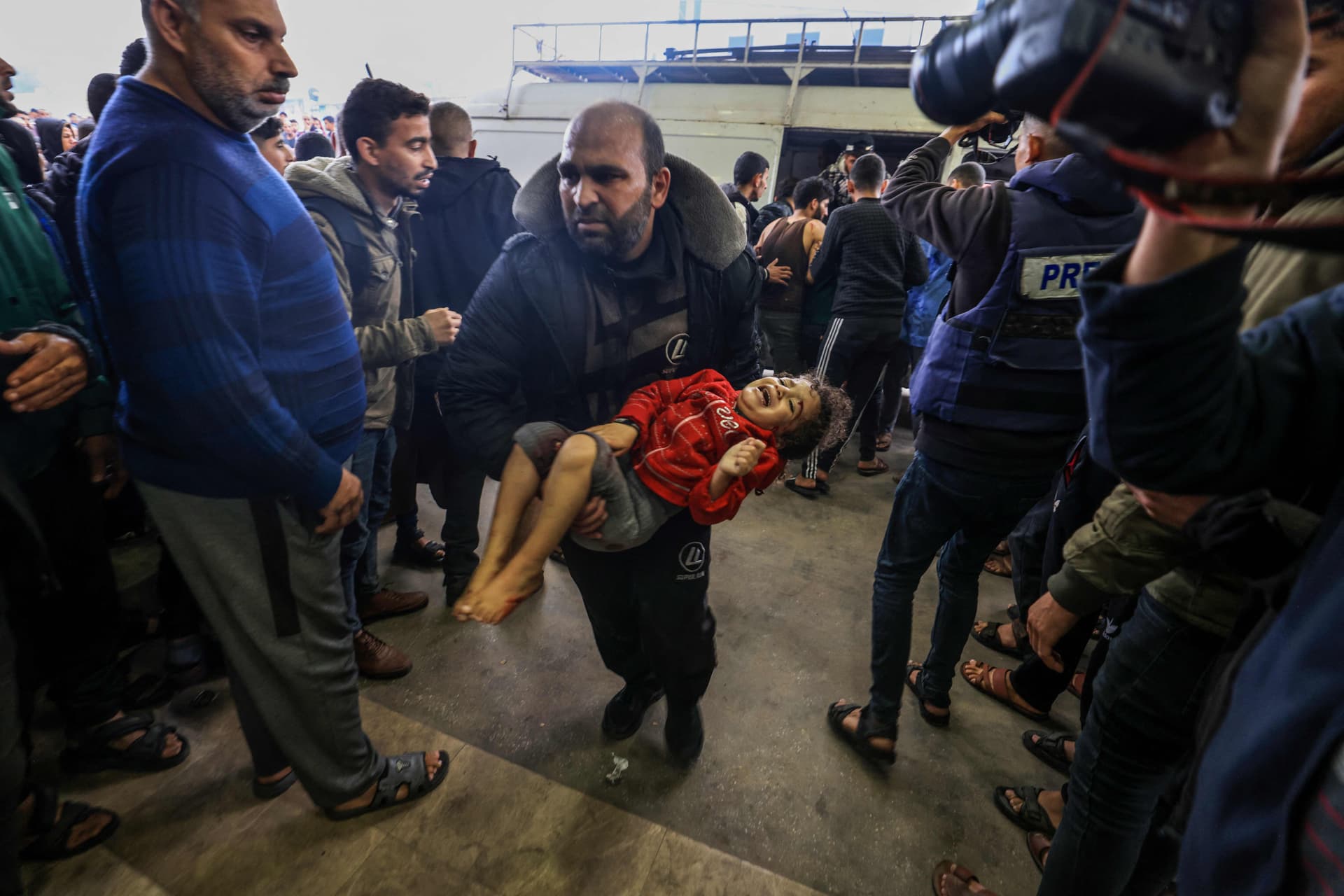 وكالات أممية: رعب في غزة .. طفل يقتل كل 10 دقائق