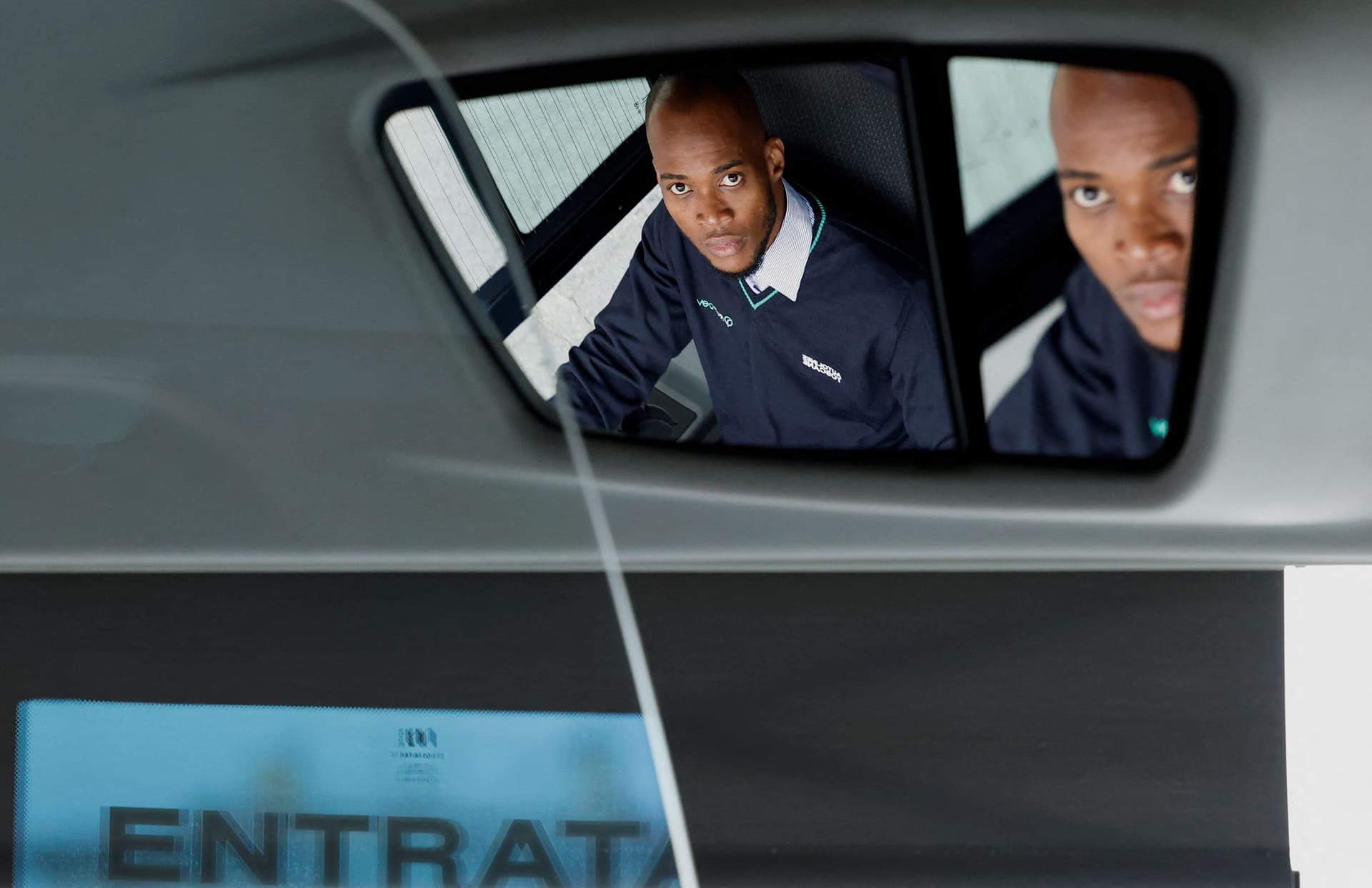 إيطاليا تنقد حركة المهاجرين .. توظف العمال الأجانب من مراكز الإيواء