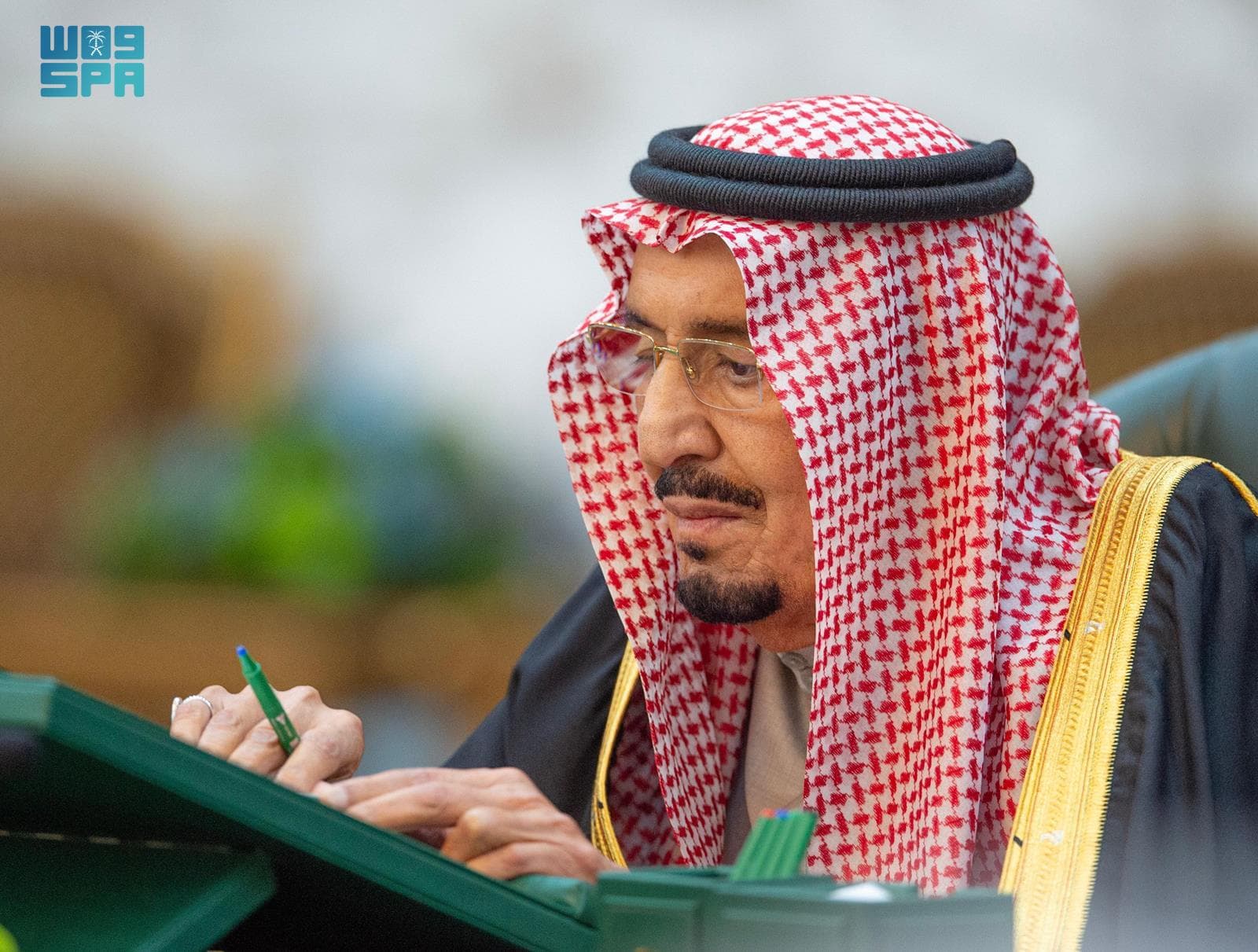 ميزانية السعودية 2024 .. الإيرادات 1.172 مليار ريال والمصروفات 1.251 مليار والعجز 79 مليارا