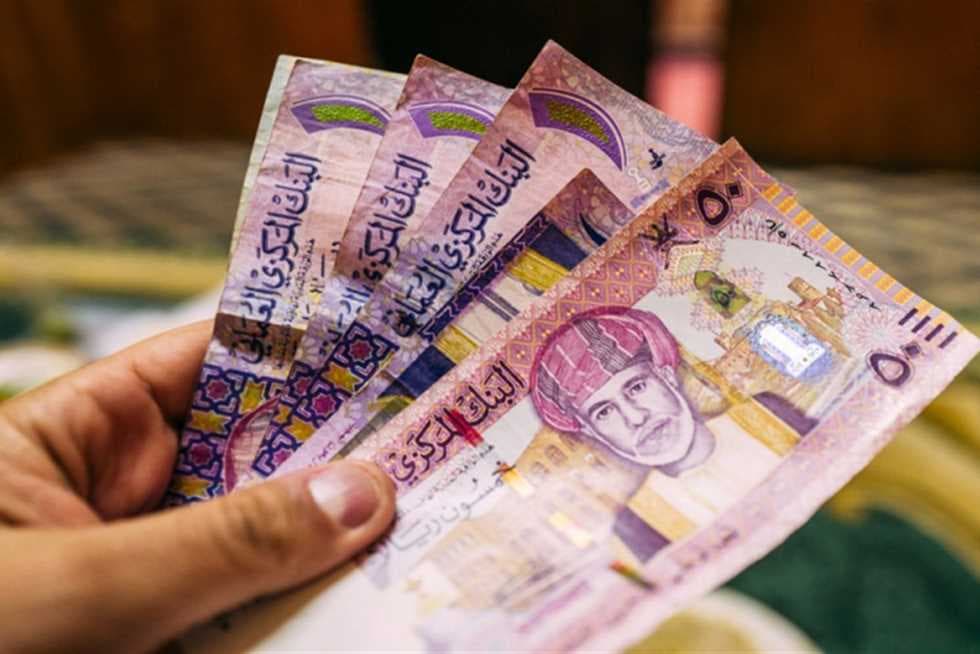 عمان تحدد ميزانية 2024 على أساس متوسط لسعر النفط 60 دولارا للبرميل