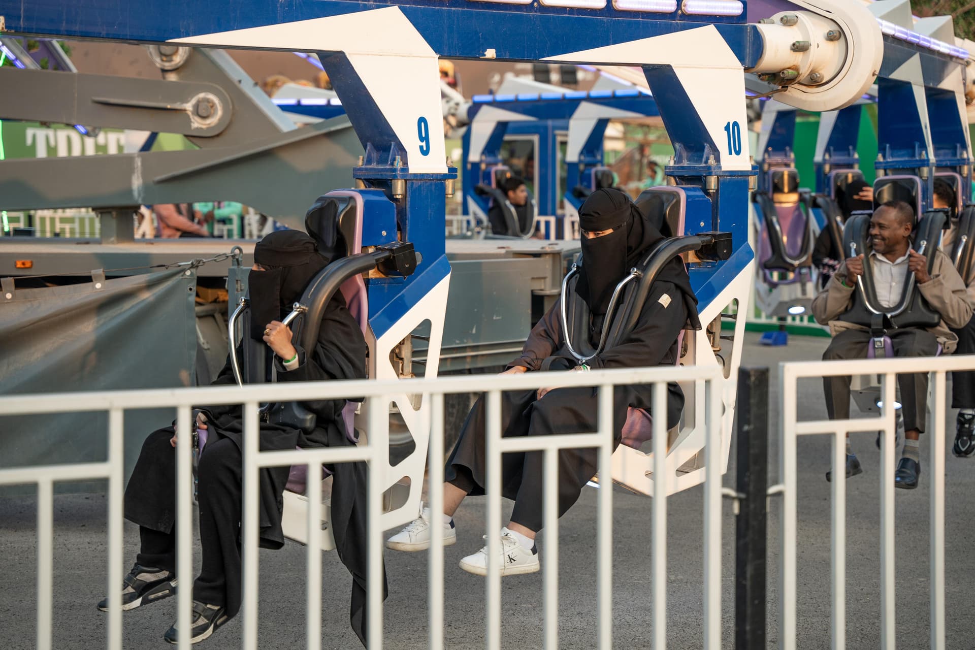 ألعاب موسم الرياض ترسم البسمة على وجوه أطفال مرضى السرطان وأسرهم في وندر جاردن