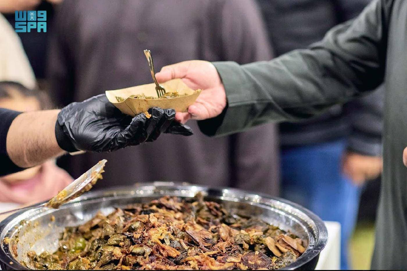 الدولار القوي يجعل الاقتصادات الناشئة بائسة وفقيرة