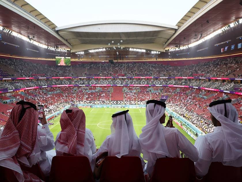6 مباريات عقوبة المتسبب والمشارك في المشاجرات