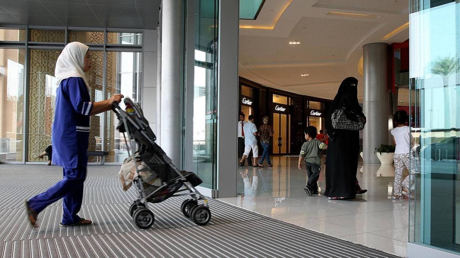 الموارد البشرية : تخفيض السقف الأعلى لتكاليف استقدام العمالة المنزلية