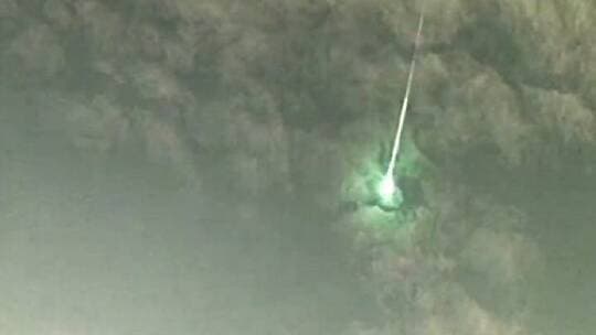 ظهور نيزك ساطع في سماء طوكيو