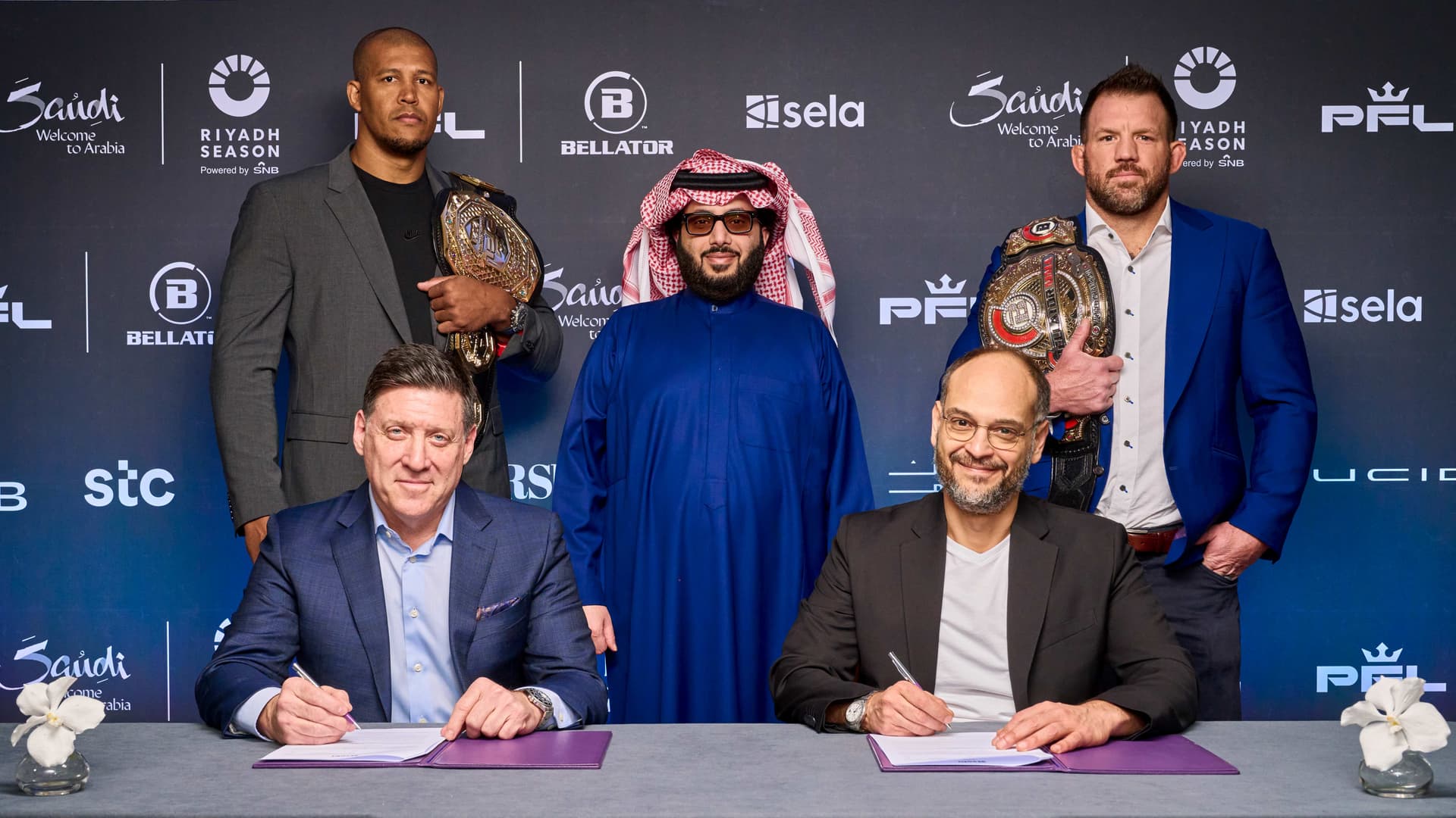 "موسم الرياض" يستضيف نزالات أبطال  "PFL" ومحترفي "Bellator" في 24 فبراير 