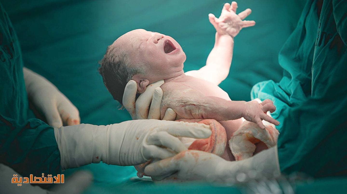 2400 يورو .. مكافأة الولادة في اليونان التي تواجه شيخوخة السكان