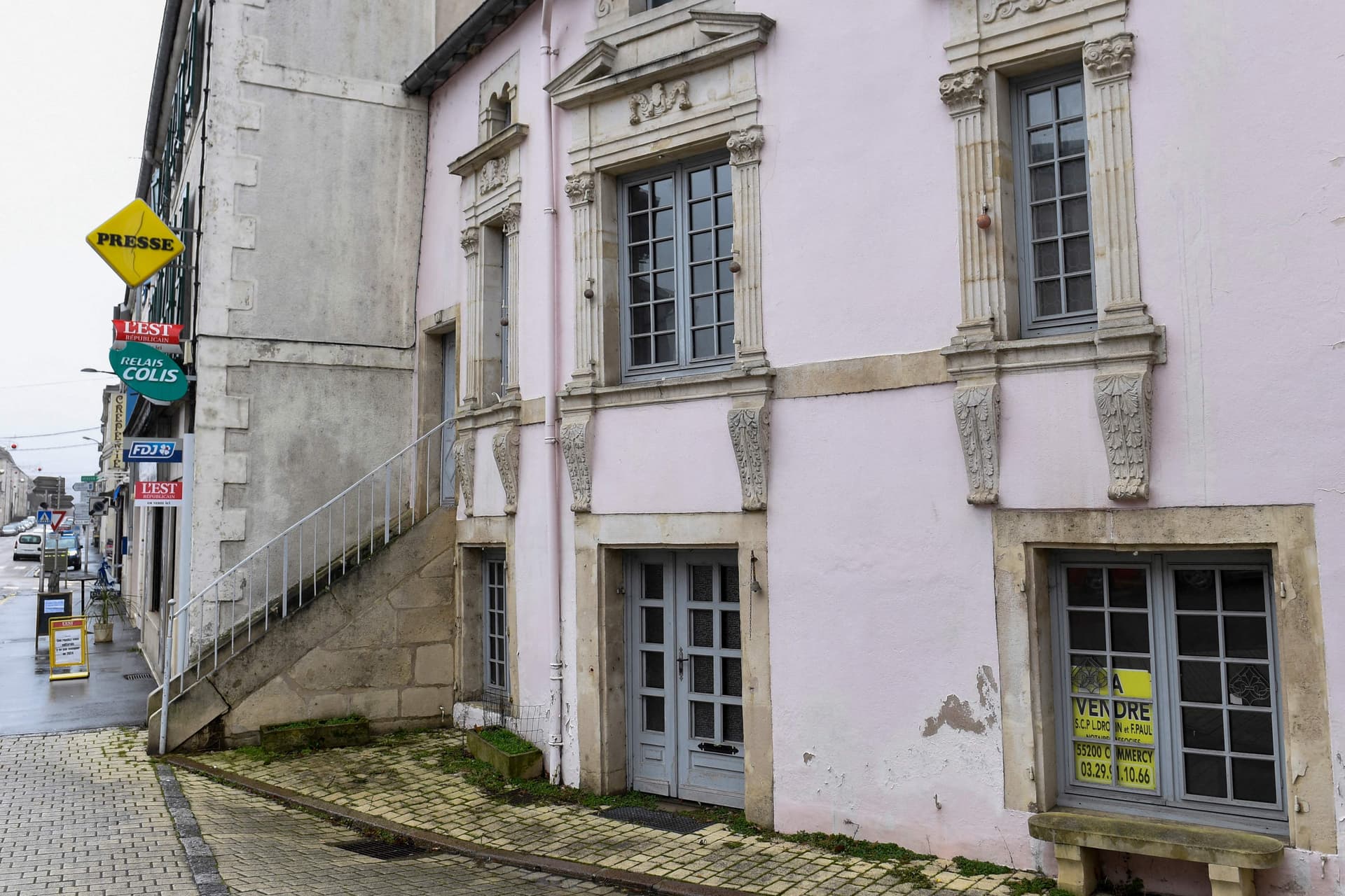 وباء المساكن الشاغرة