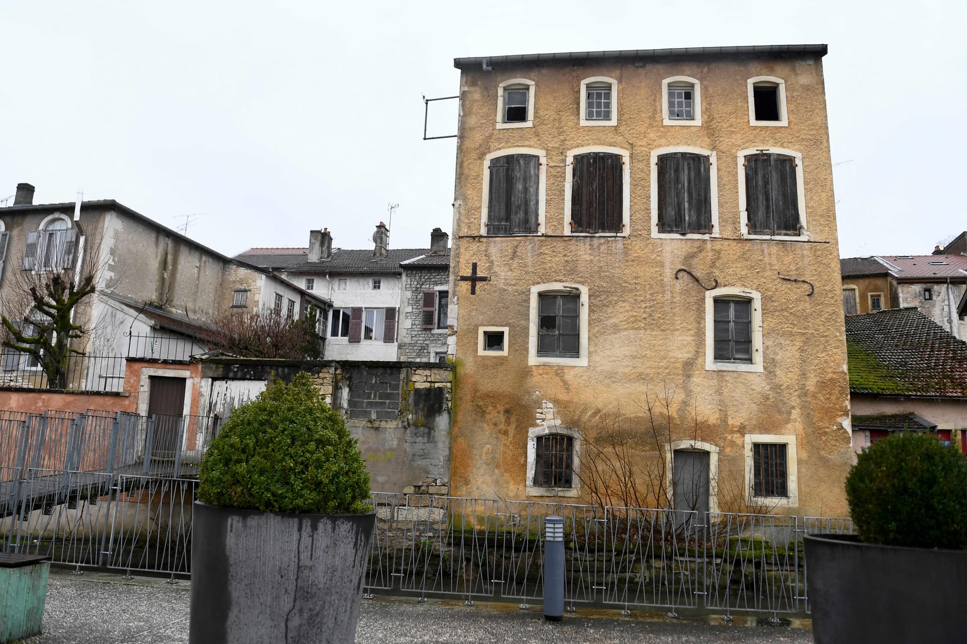 وباء المساكن الشاغرة