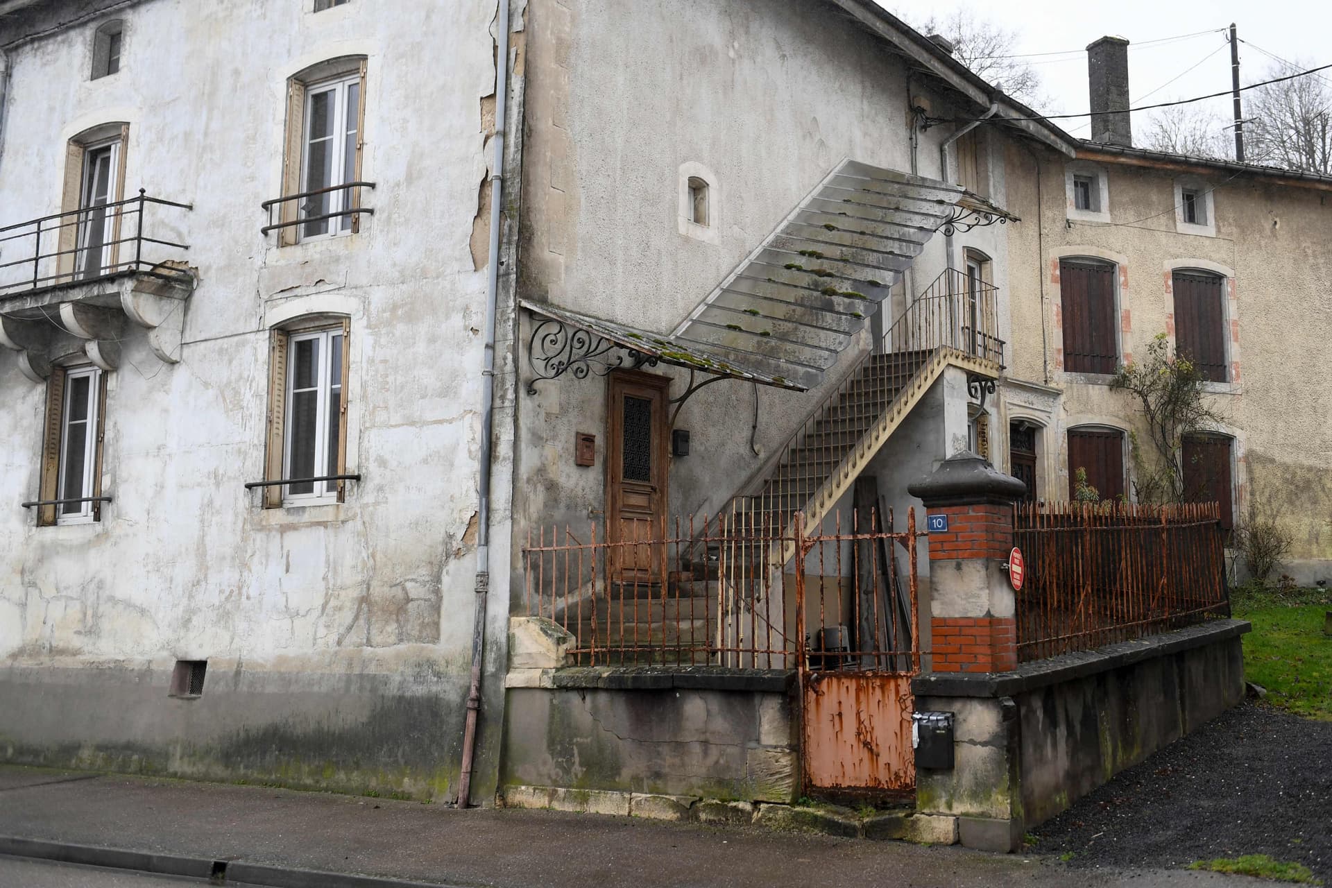 وباء المساكن الشاغرة