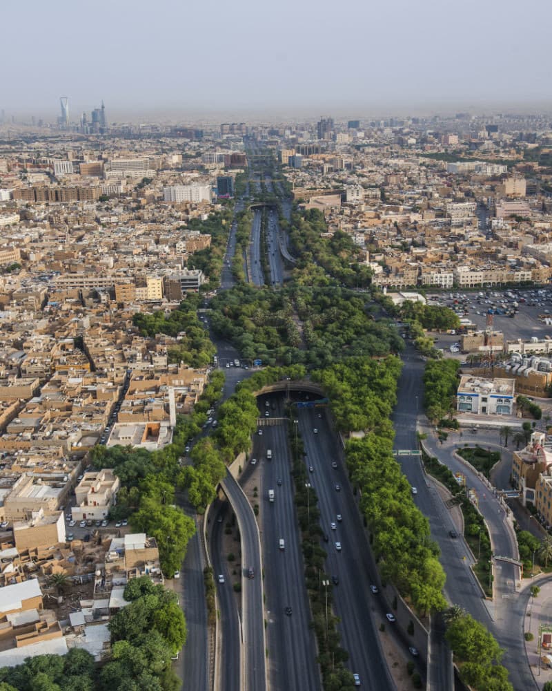 الرياض توزان بين تحقيق الازدهار والنمو الاقتصادي مع تطبيق معايير صارمة للالتزام البيئي. المصدر: مبادرة السعودية الخضراء