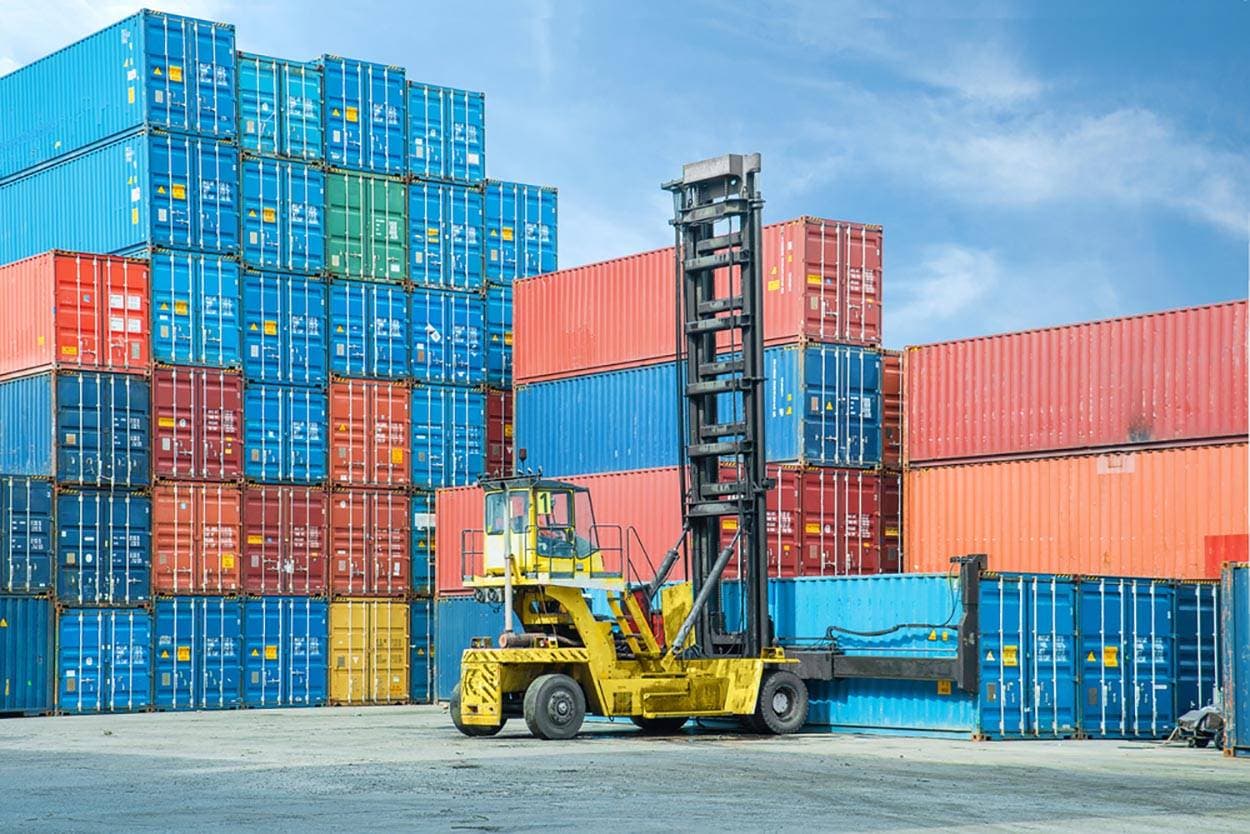 ارتفاع أسعار الشحن البحري بعد هجمات جديدة على سفن بالبحر الأحمر 
