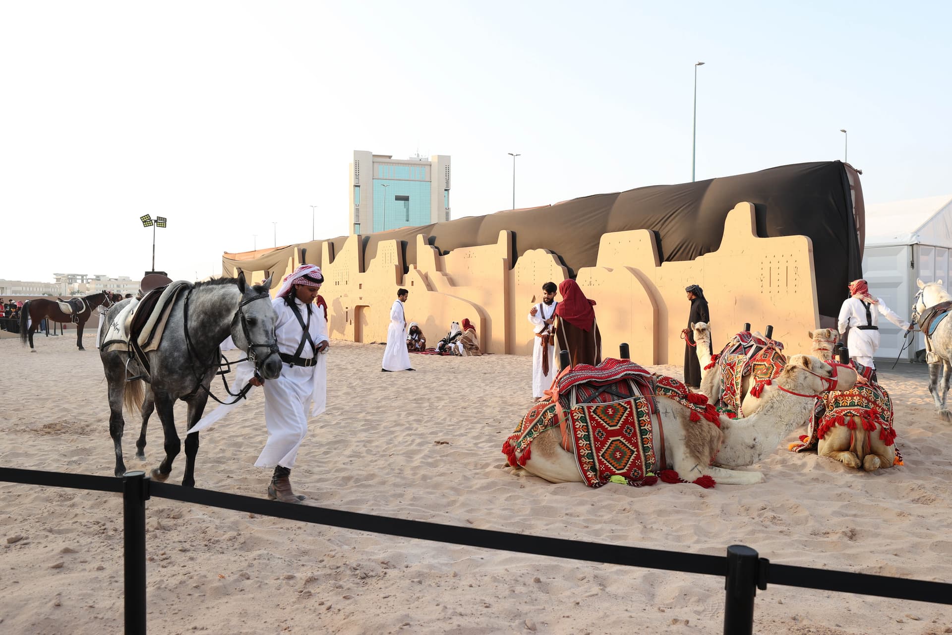 قرية التأسيس تنقل زوارها في رحلة زمنية قبل 300 عام