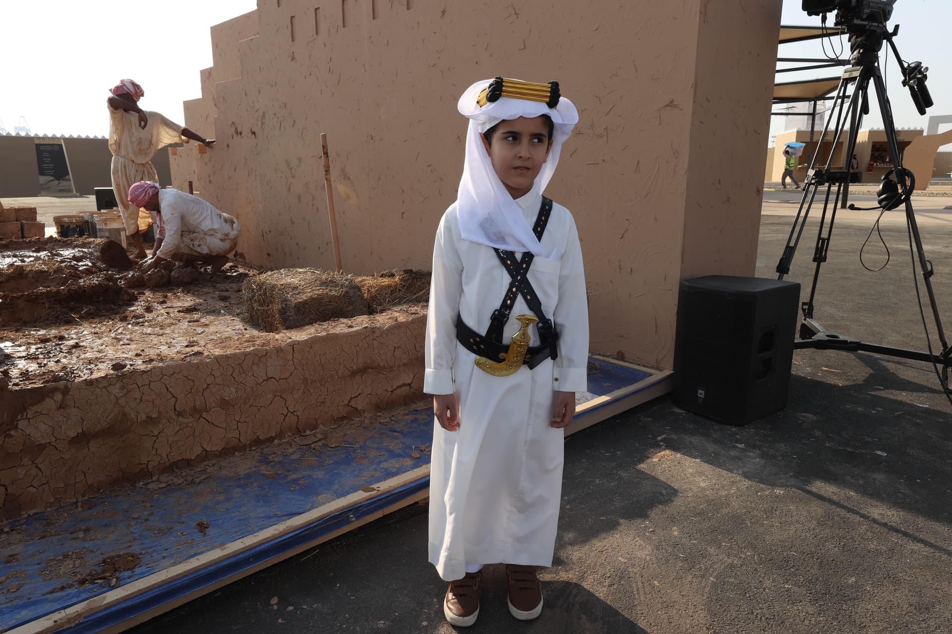 قرية التأسيس تنقل زوارها في رحلة زمنية قبل 300 عام